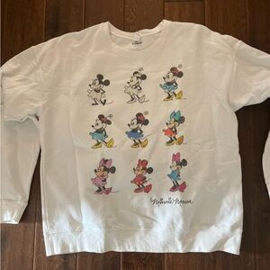 White Disney Minnie Mouse Sweatshirt Size Medium